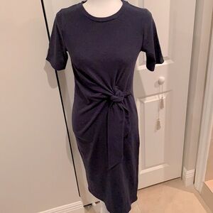 Adyson Parker Tie Waist Midi-Dress Size: XS Navy
